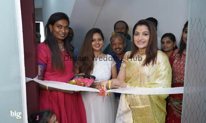 Chaarvi Priya Beauty Studio